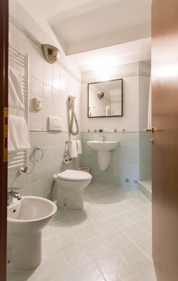 Residenza La Campana Hotel Venice Exterior photo